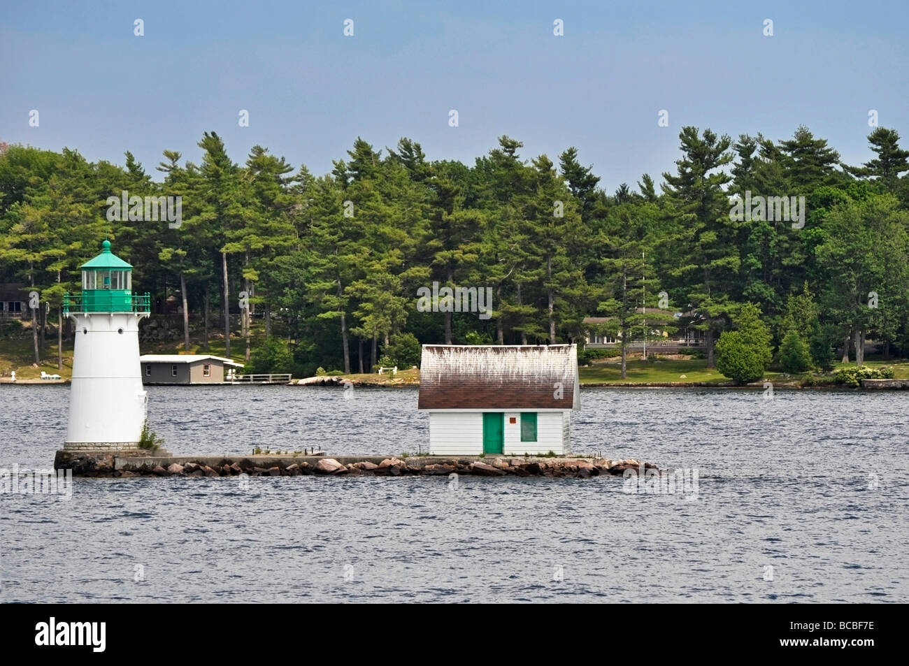 Le phare sur l'une des 1000 îles, Gananoque, Ontario, Canada Banque D'Images