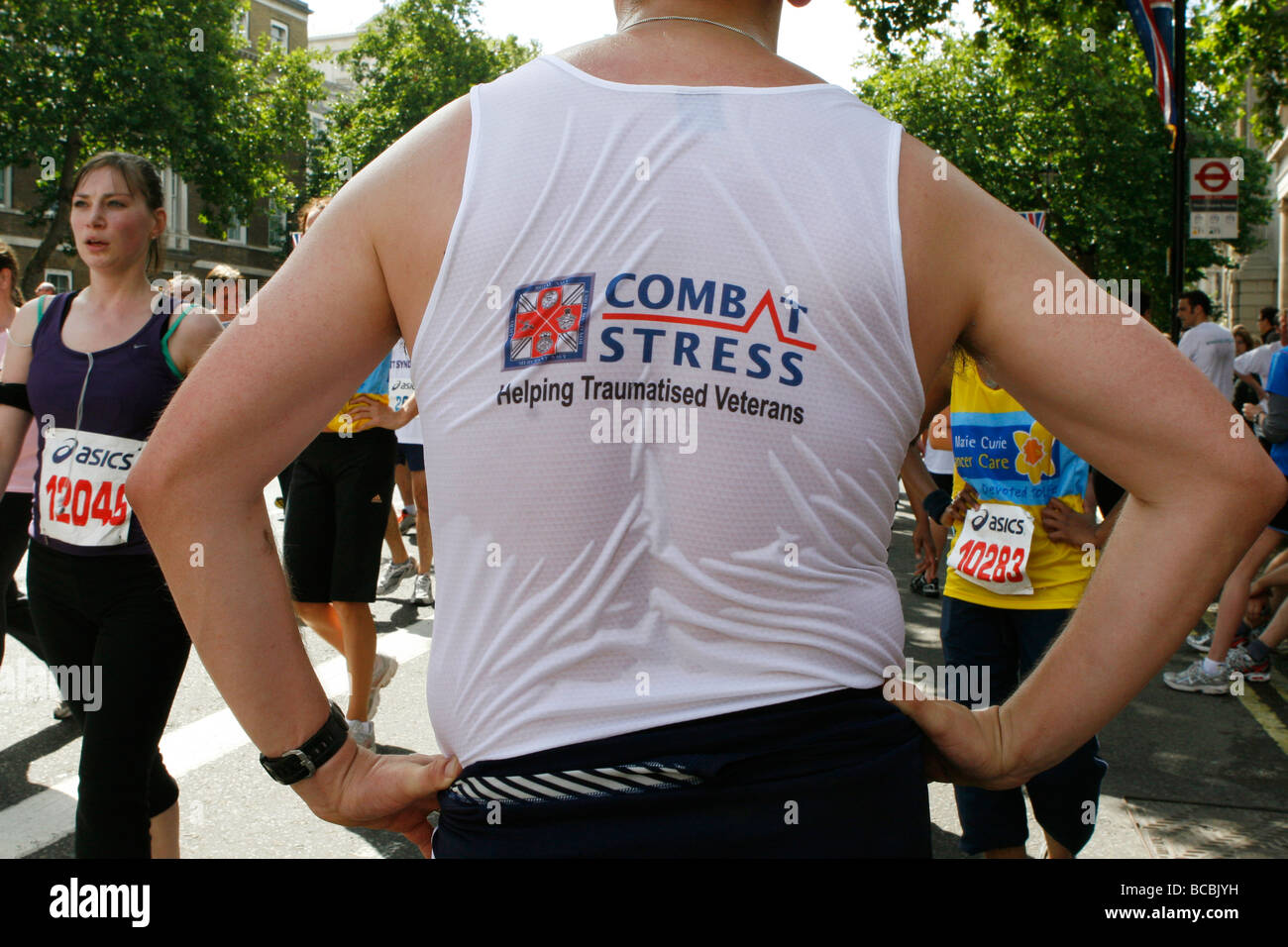 Glissières de concourir au 10K britannique Londres, à l'appui de la lutte contre le stress Banque D'Images