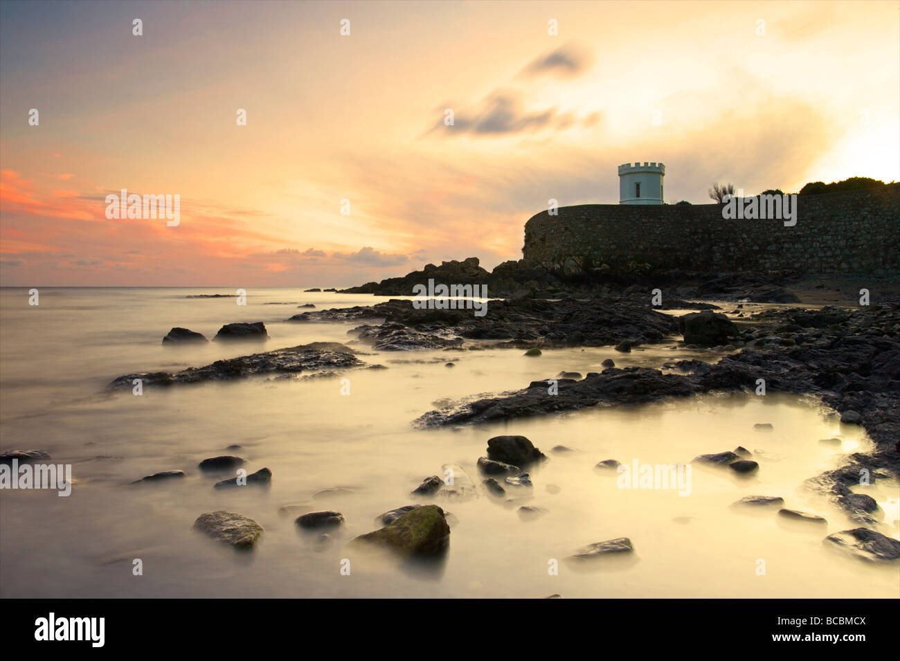 Un petit château construit sur le point à Marazion, Cornwall Banque D'Images