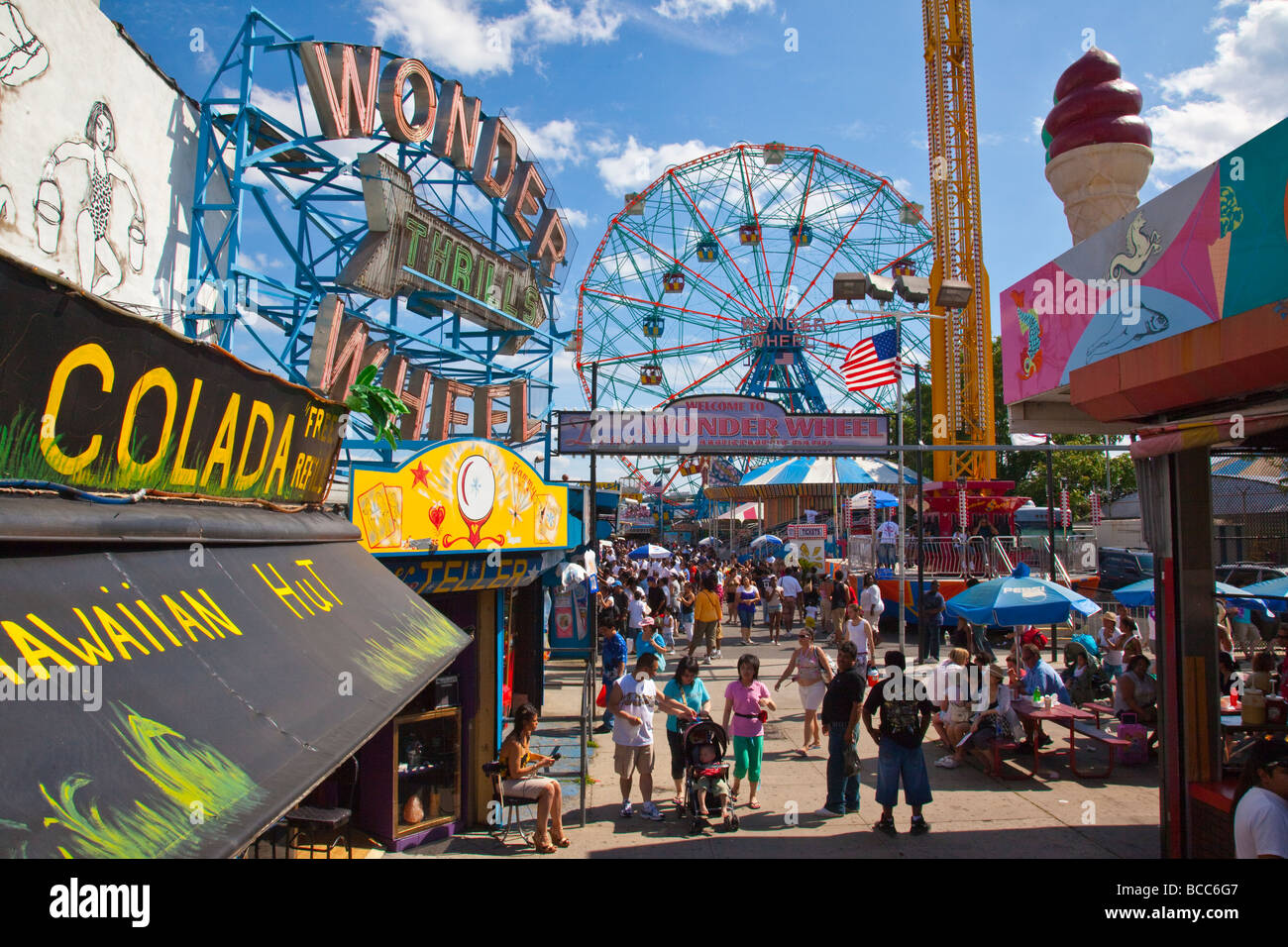 Wonder Wheel roue de Ferris dans Coney Island à New York Banque D'Images