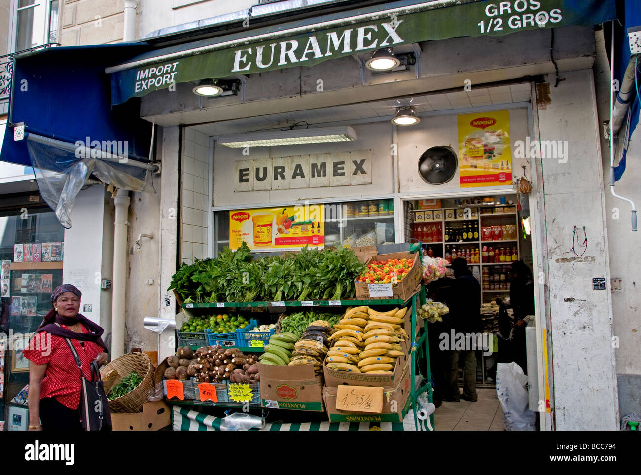 Écriture arabe free Banque de photographies et d’images à haute résolution Alamy