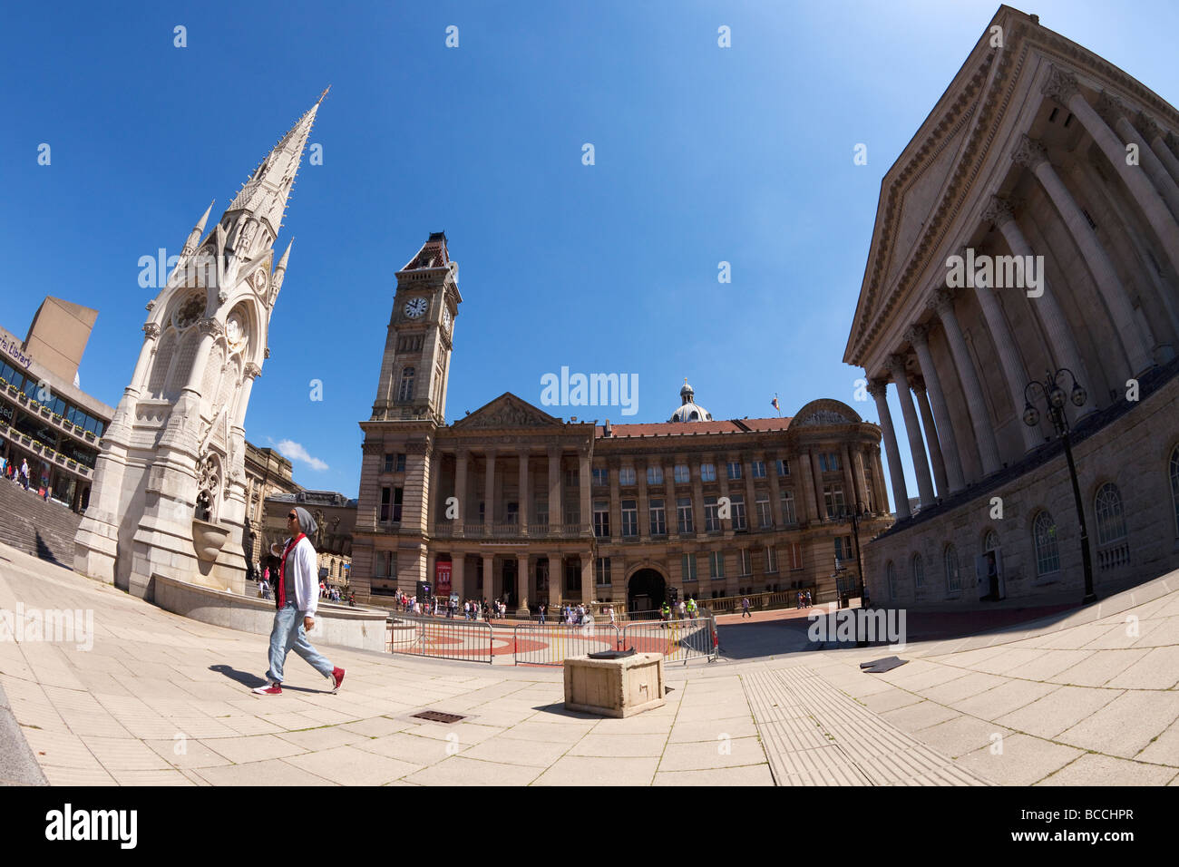 Joseph Chamberlain Square et de la bibliothèque centrale de la fontaine de ville Birmingham West Midlands England UK Royaume-Uni GB Grande Banque D'Images