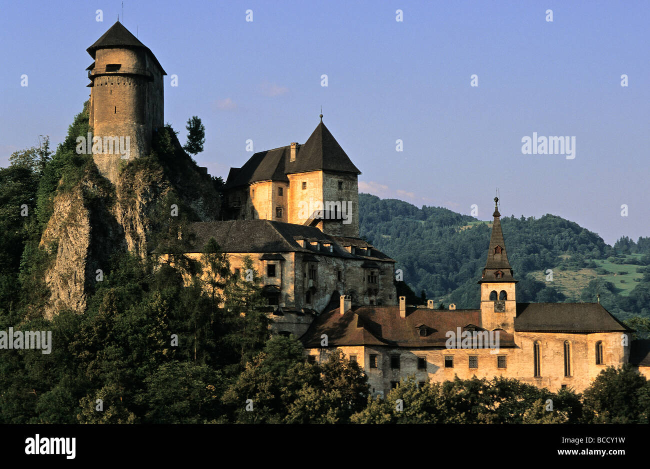 La Slovaquie, Oravsky Podzamok château où le premier film sur Dracula a été tué Banque D'Images