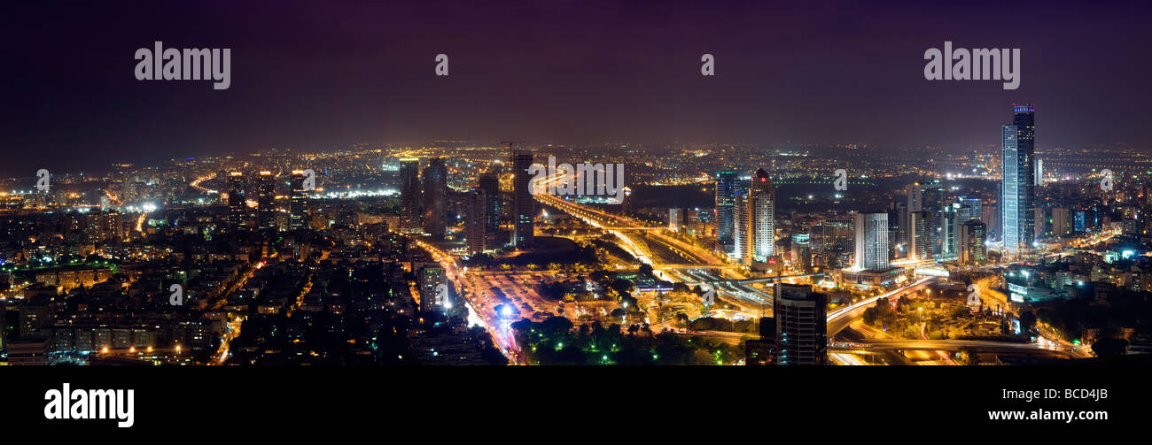 Vue panoramique sur Tel Aviv et Ramat Gan vu depuis les tours Azrieli Israël Banque D'Images