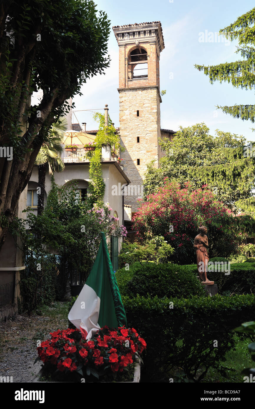 Jardin de l'ancienne prison Sant Agata Italie Lombardie Bergame Città Alta Banque D'Images