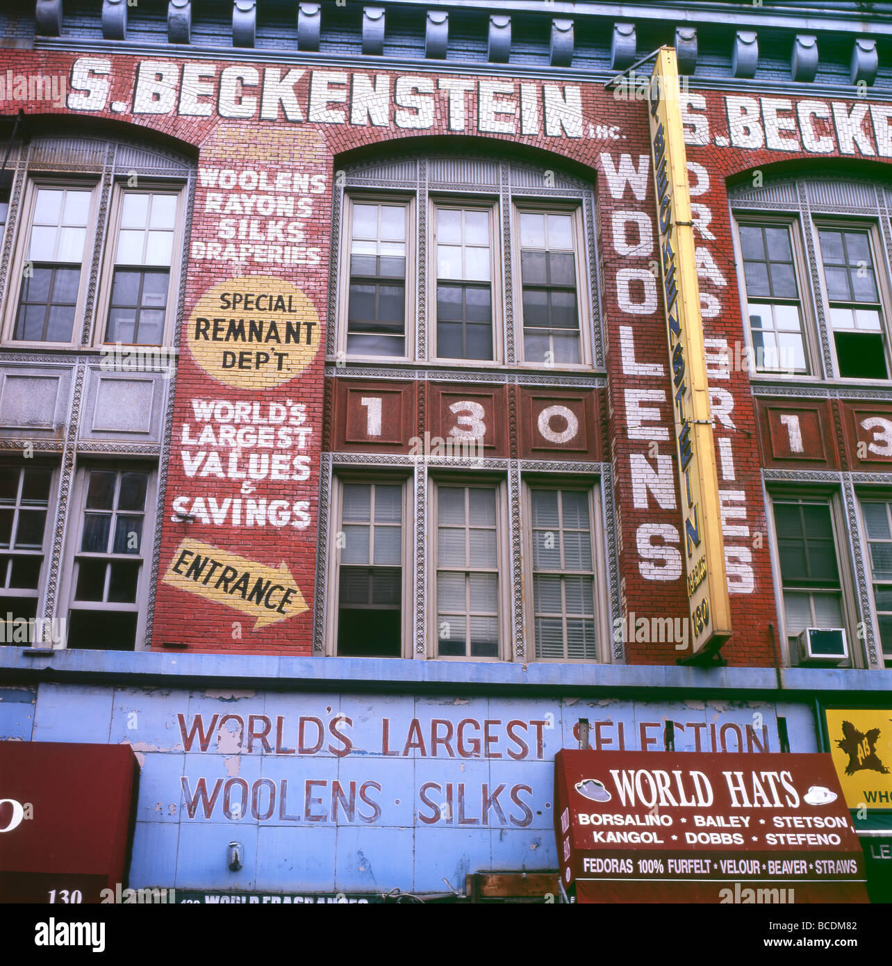 S. Beckenstein entrepôt sur Orchard St. Lower East Side, New York city une propriété maintenant converti en lofts USA KATHY DEWITT Banque D'Images