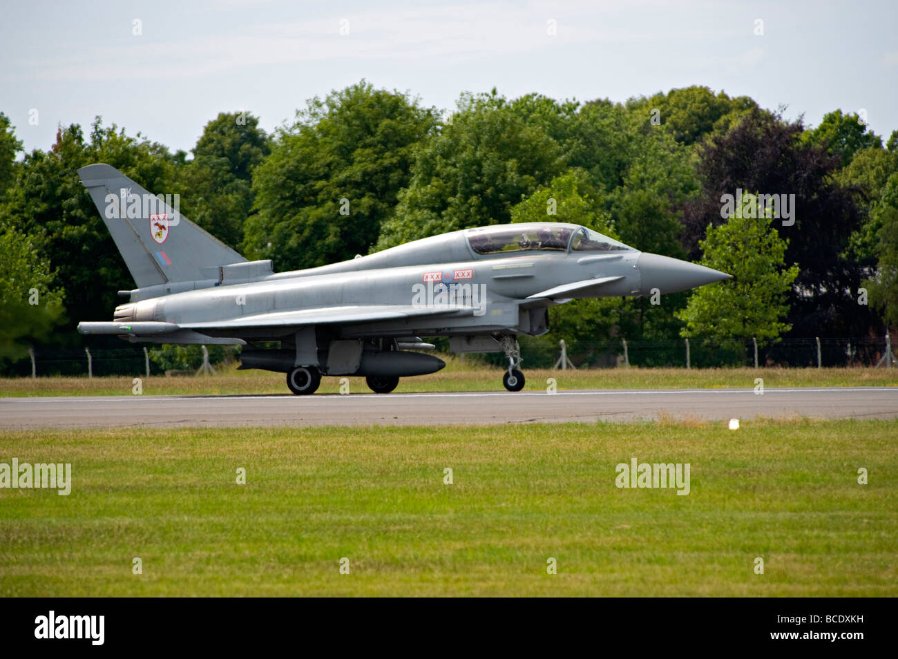 L'Eurofighter Typhoon taxiing EF 2000 2009 à l'Airshow de Biggin Hill. Banque D'Images