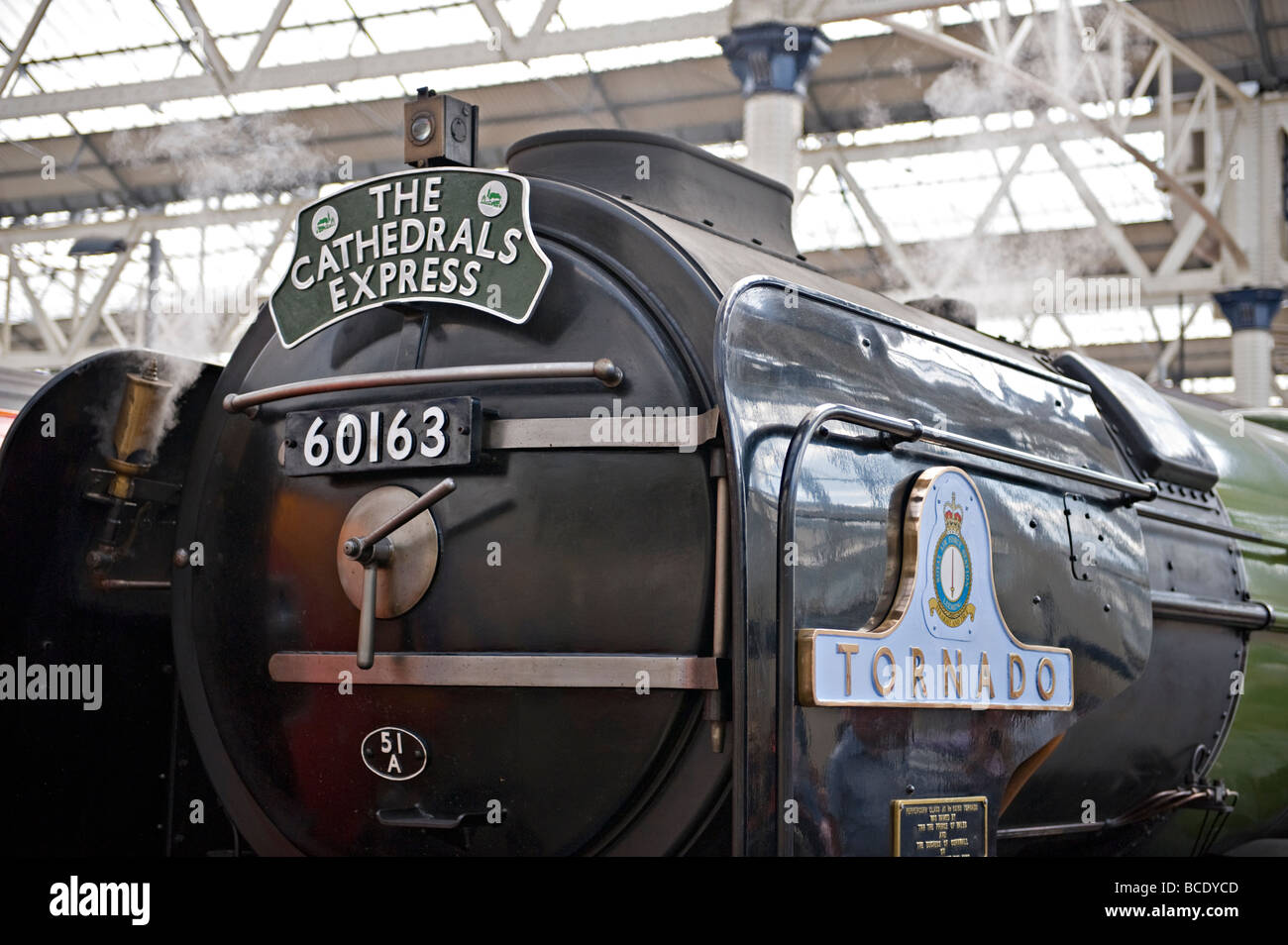 La nouvelle locomotive à vapeur classe A1 'Tornado' à la gare de Waterloo, Londres, Angleterre. Banque D'Images