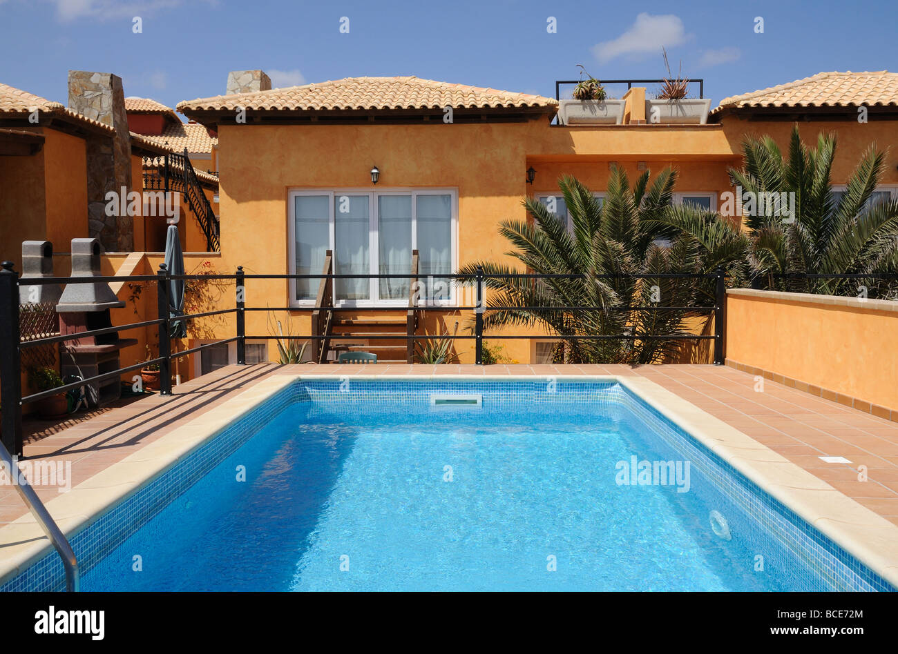 Locations de vacances avec piscine d'été, l'Espagne Banque D'Images