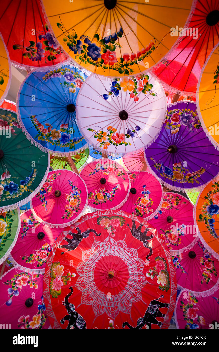 Thailand chiang mai umbrella display Banque de photographies et d'images à  haute résolution - Alamy