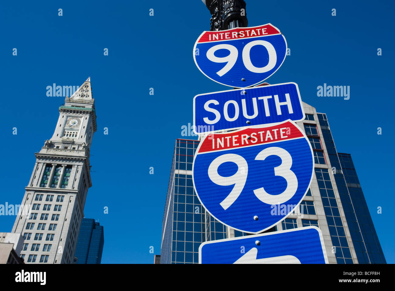 États-unis, Massachusetts, Boston, Atlantic Avenue Greenway, douanes, et de la signalisation routière Banque D'Images