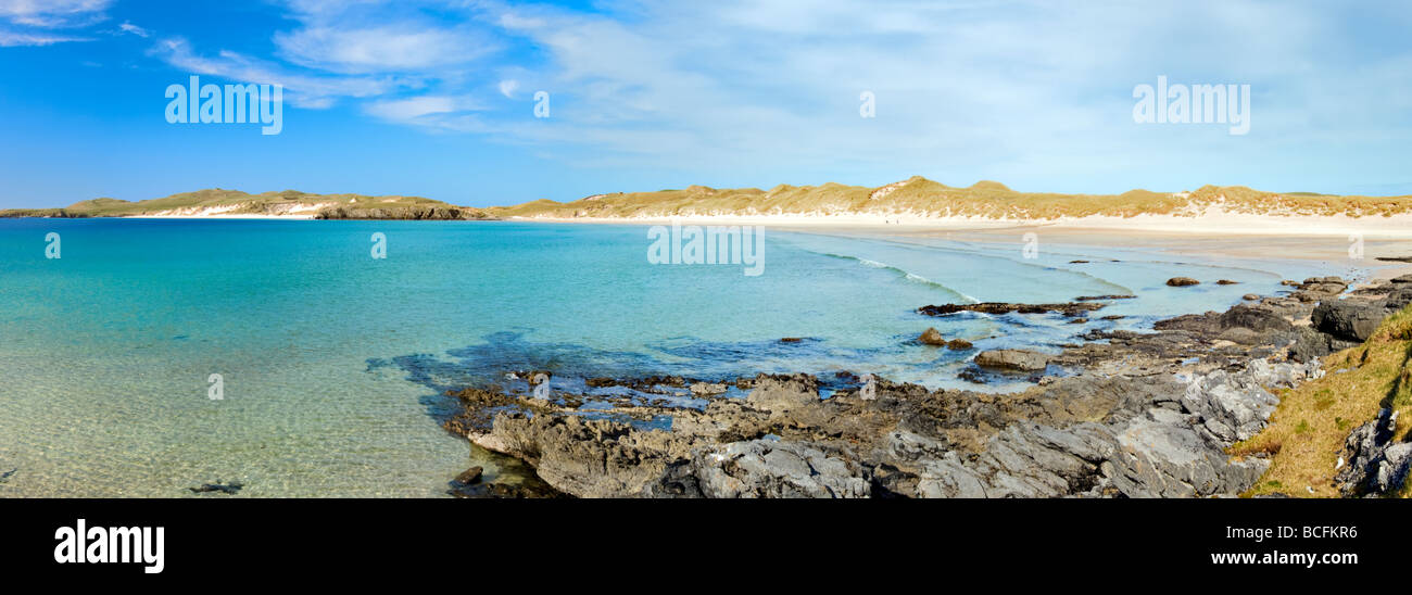 Vue panoramique de la plage et de la baie de Balnakeil Bay, Durness, Sutherland en Écosse à la tête en direction de Faraid Banque D'Images