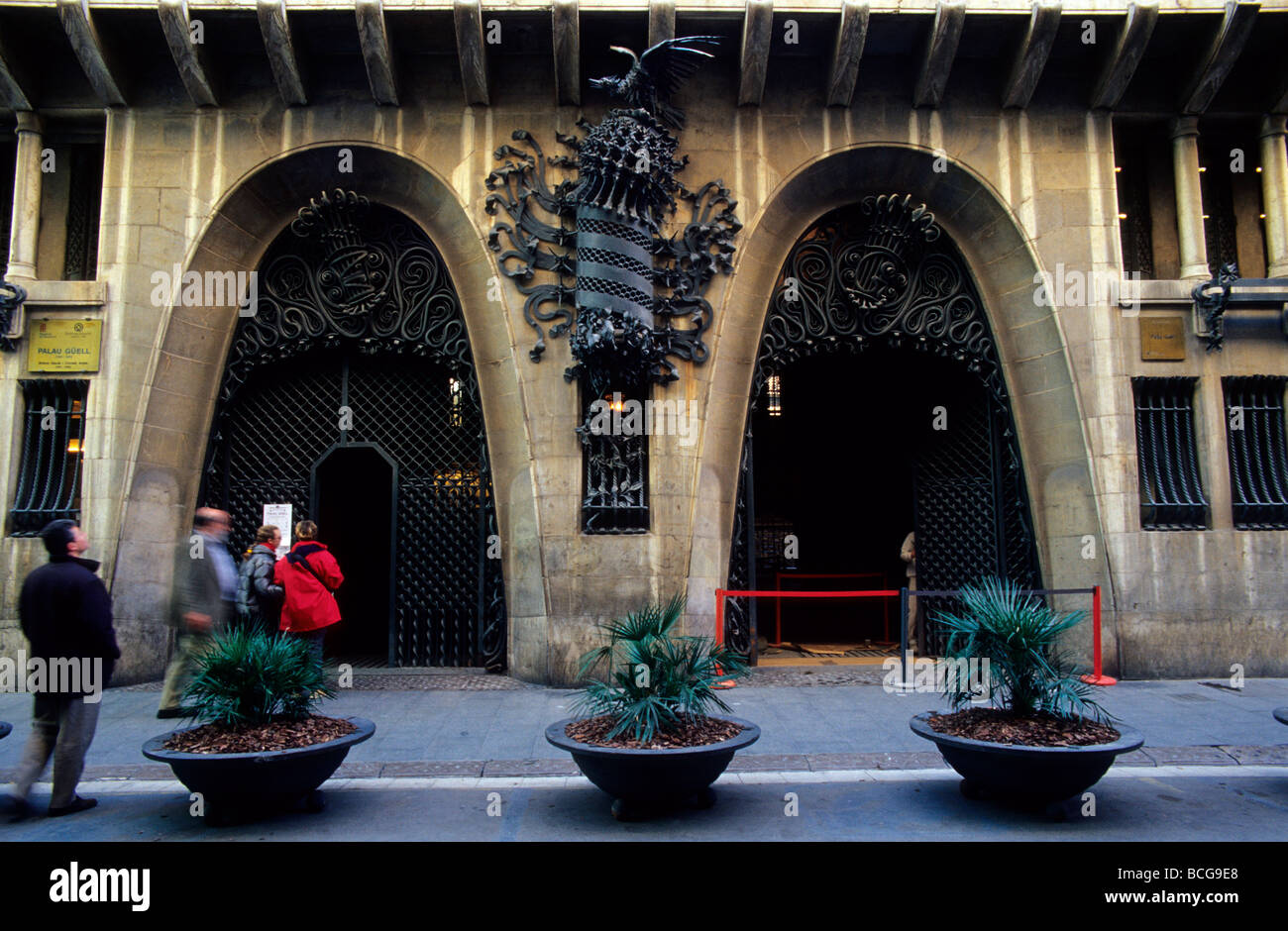 Palau Güell de Gaudí Barcelone Catalogne Espagne Banque D'Images