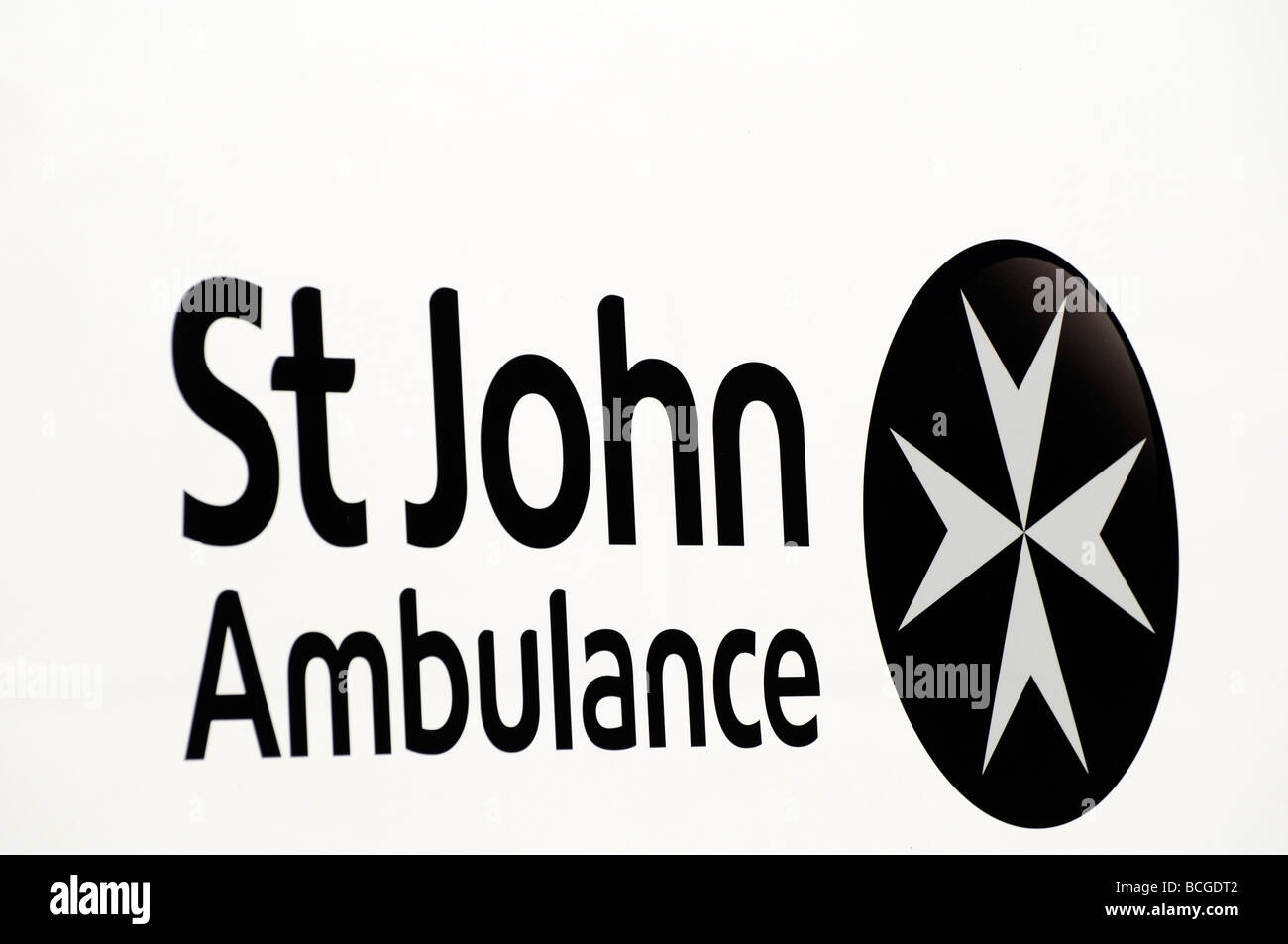 Le logo d'Ambulance Saint-Jean Photo Stock - Alamy