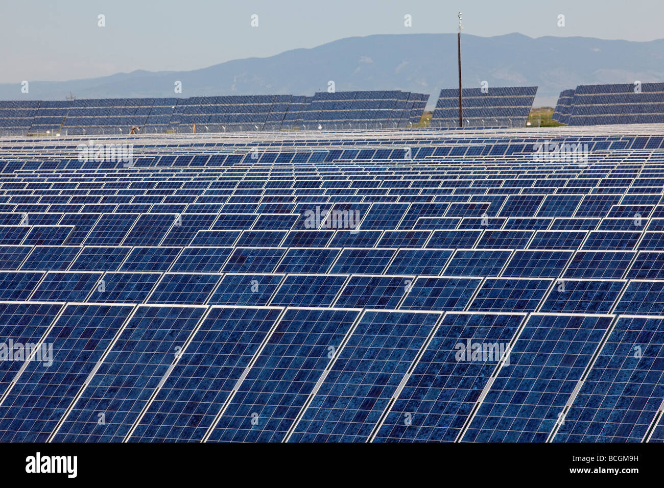 Les capteurs solaires photovoltaïques à la plus grande centrale photovoltaïque de l'United States Banque D'Images