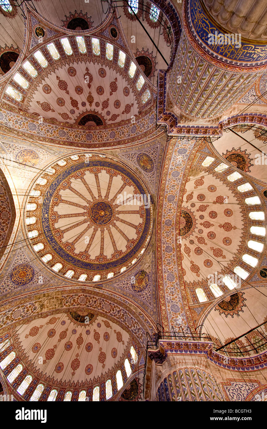 Le plafond de la mosquée Sultanahmet Istanbul la Mosquée Bleue Banque D'Images