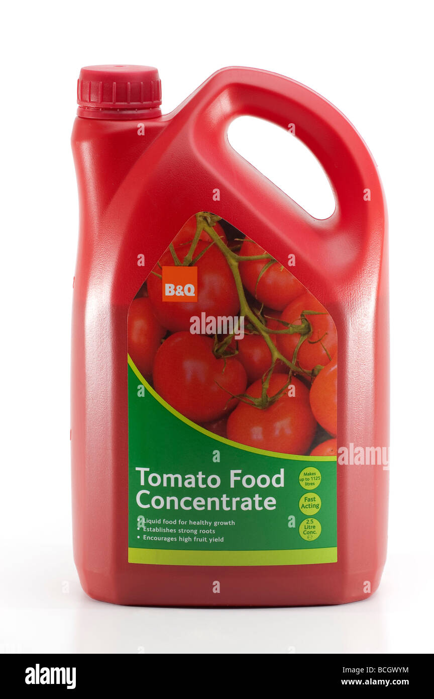 Bouteille en plastique rouge de B&Q pour tomates concentrer Banque D'Images