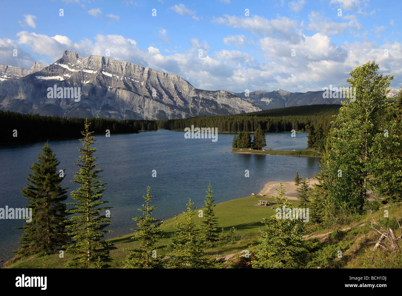 Canada Alberta Banff National Park Two Jack le mont Rundle Banque D'Images