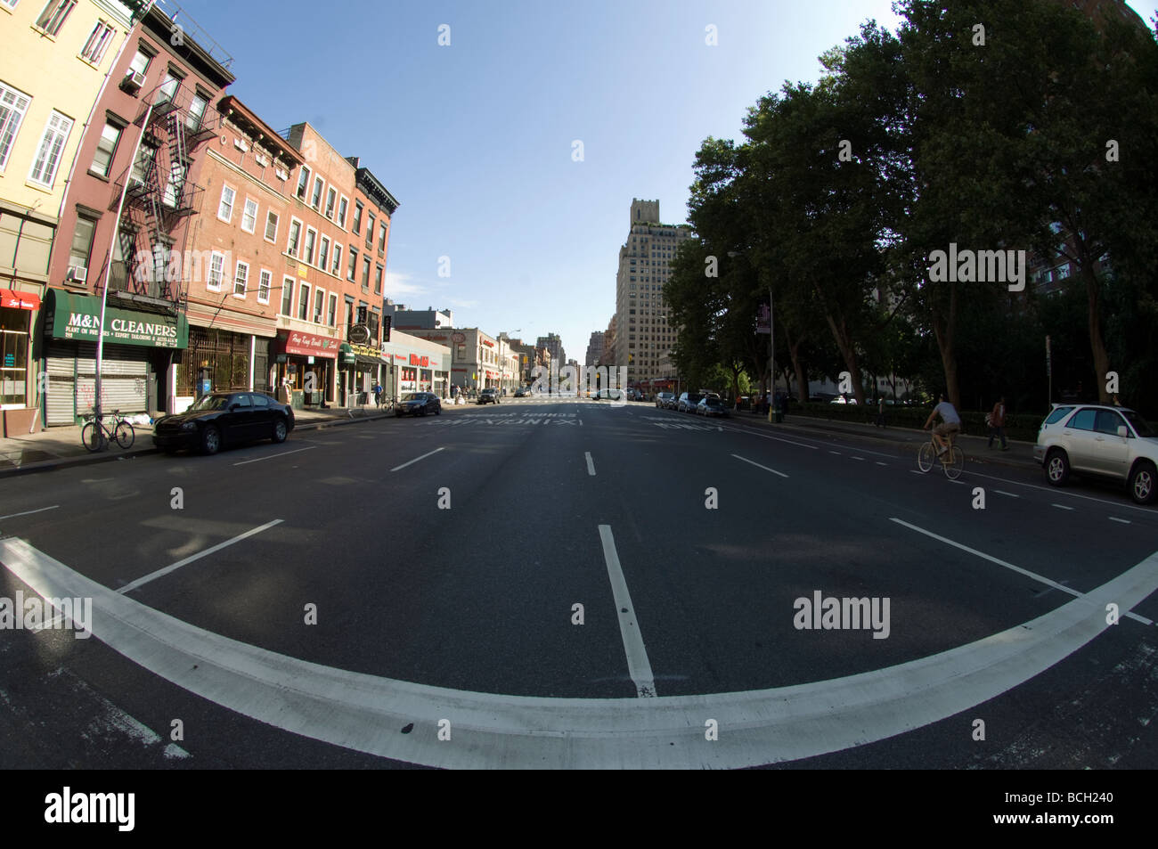 En regardant vers le sud sur la 8e Avenue dans le quartier de Chelsea à New York Banque D'Images
