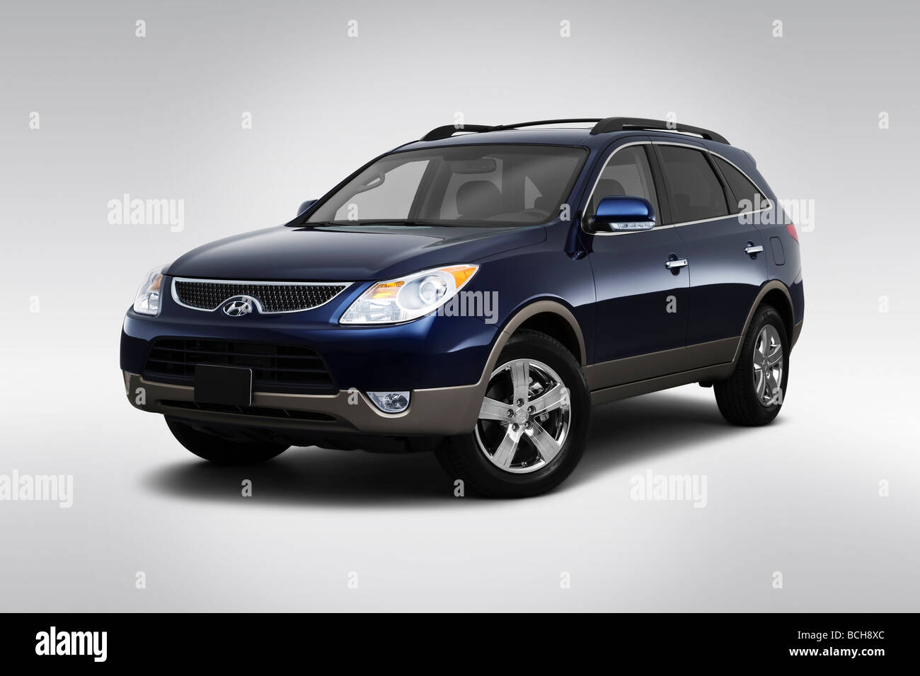 2009 Hyundai Veracruz Limited en vue d'angle avant - Bleu Banque D'Images
