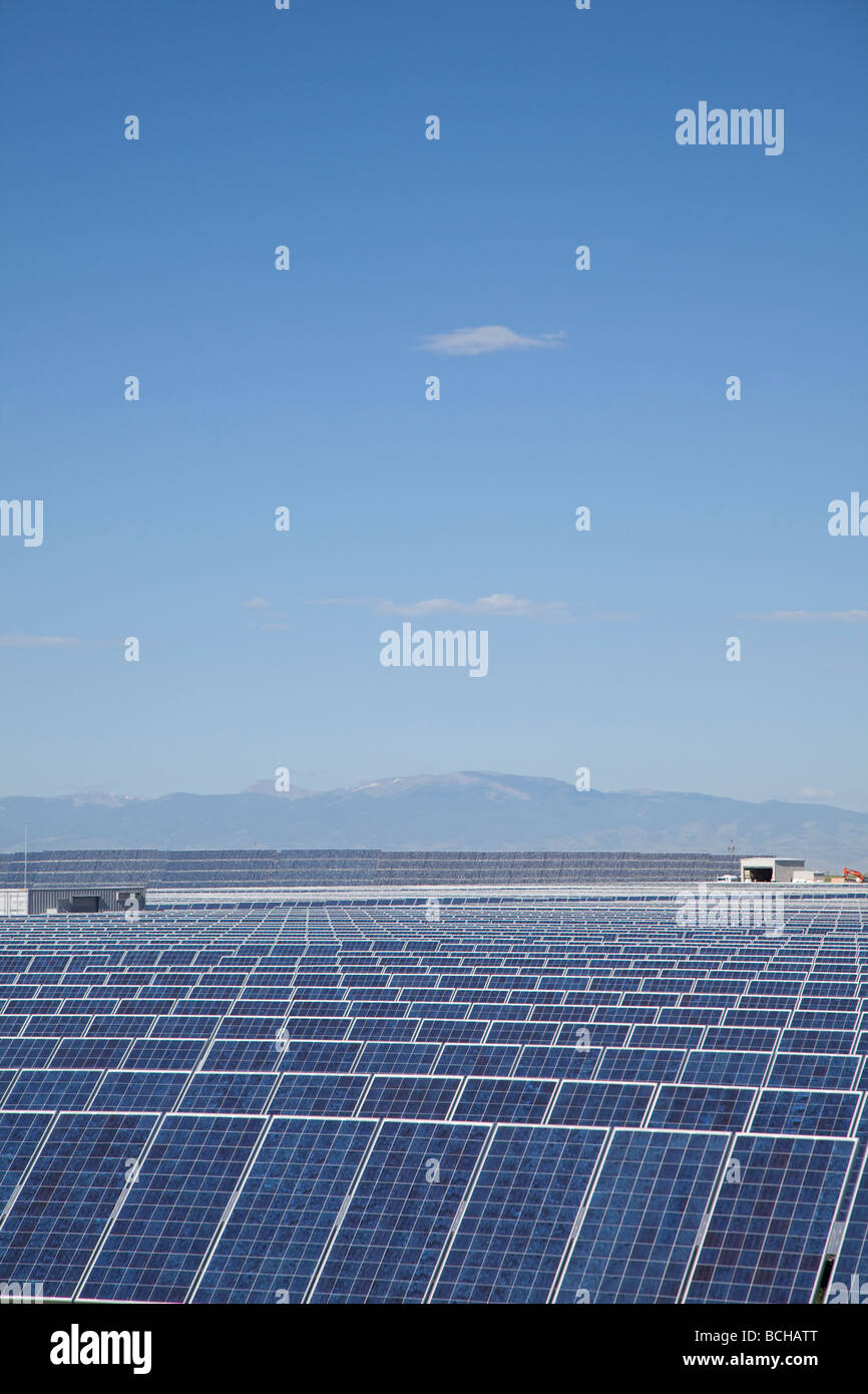 Les capteurs solaires photovoltaïques à la plus grande centrale photovoltaïque de l'United States Banque D'Images