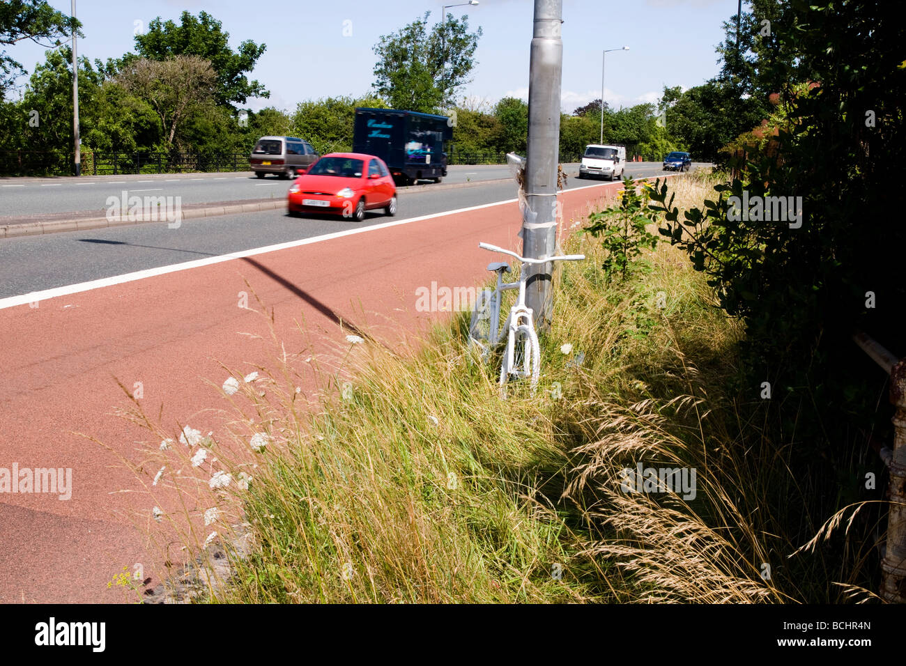 Ghost vélo sur le Portway Bristol Angleterre Banque D'Images