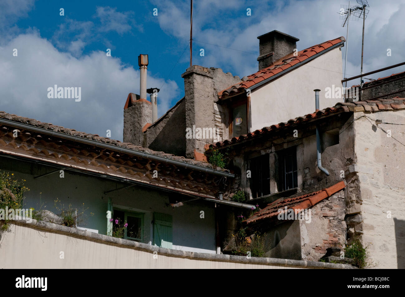 Nimes maison ancienne de red roof tops France Banque D'Images