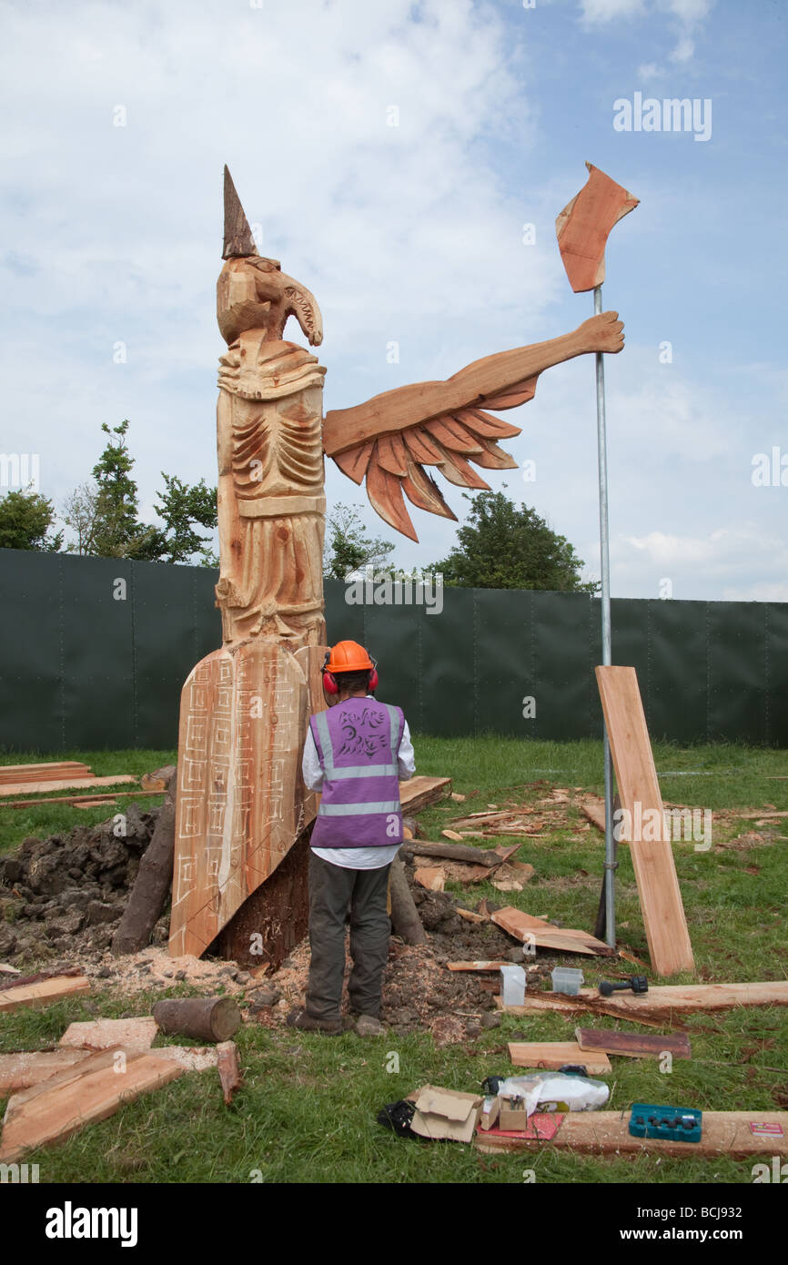 Scie à chaîne en bois sculptures à Glastonbury Festival 2009 Banque D'Images