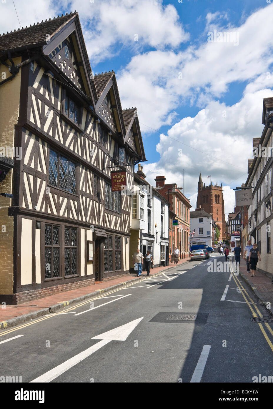 La tête du roi et l'église St Leonard's, Bridgnorth, Shropshire Banque D'Images