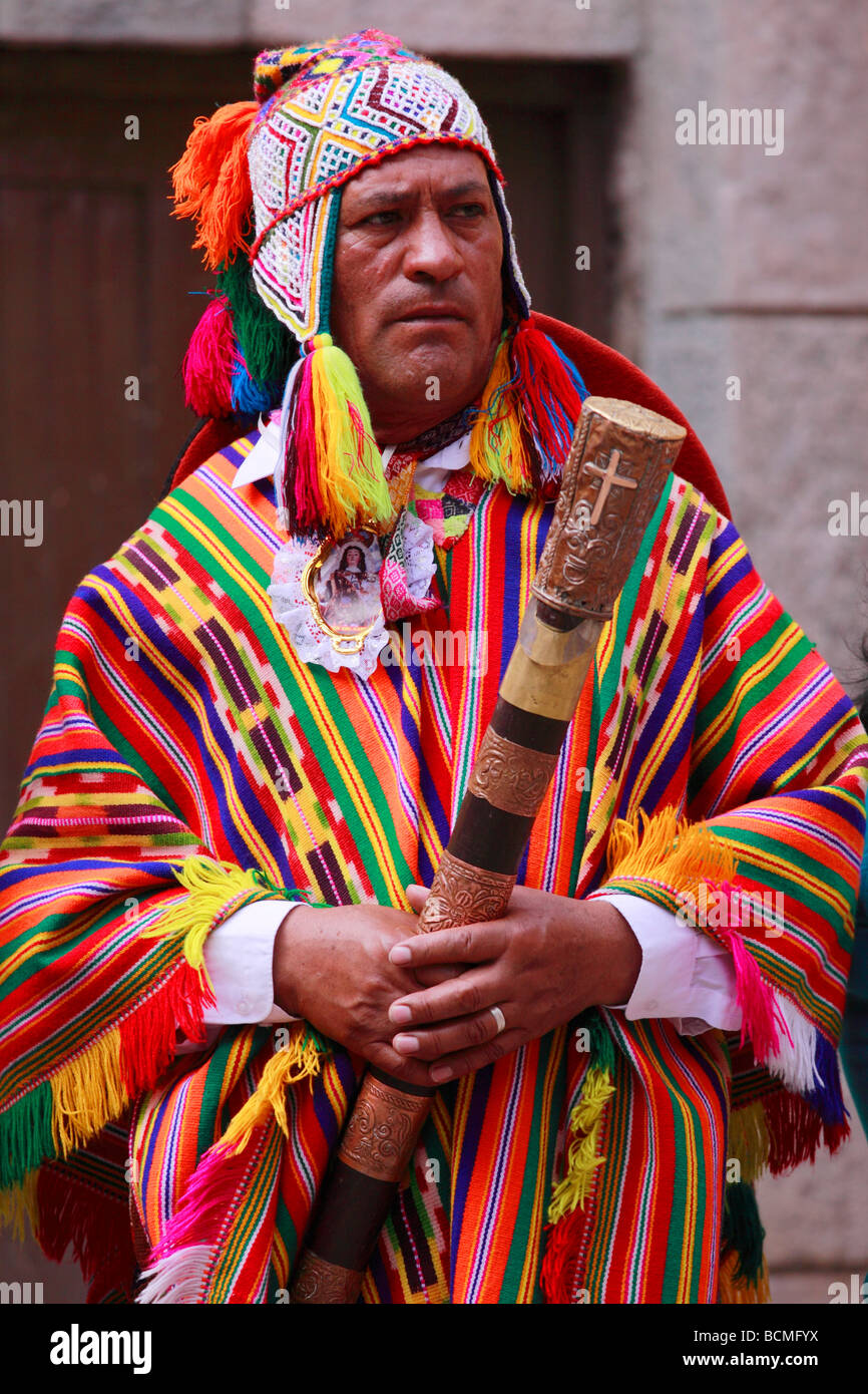 Peru man traditional Banque de photographies et d’images à haute ...
