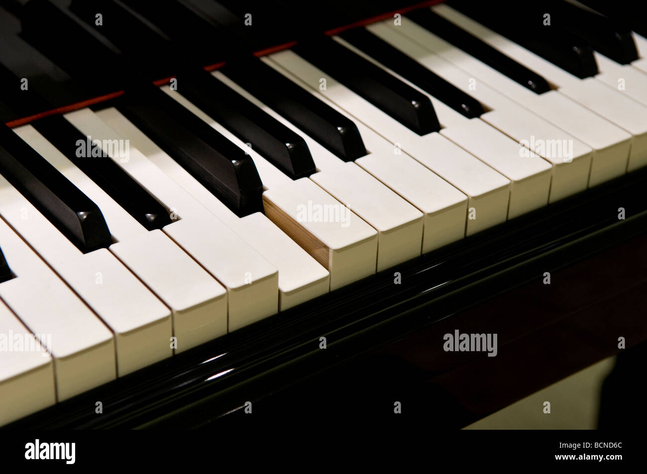 Clavier de piano pressé Banque D'Images