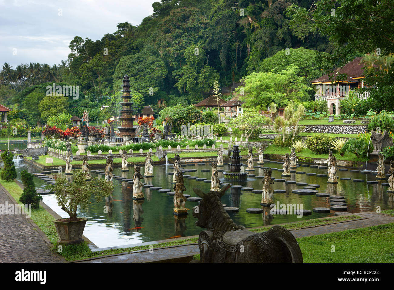 Les jardins de l'eau à Tirtagangga, Bali, Indonésie Banque D'Images