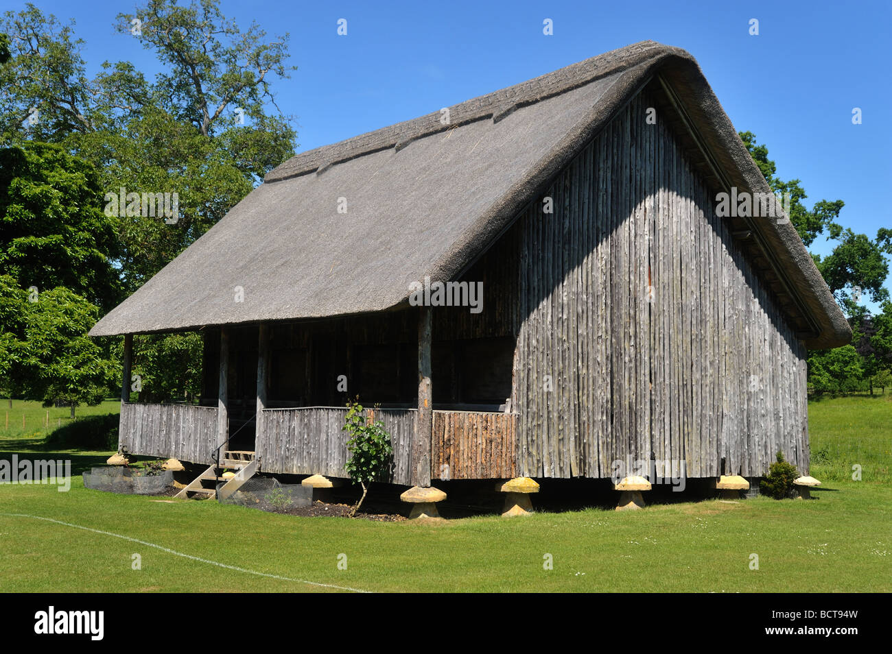 Pavillon de cricket sur les pierres à cheval, Stanton, Gloucestershire, Cotswolds, Angleterre, Royaume-Uni. Banque D'Images