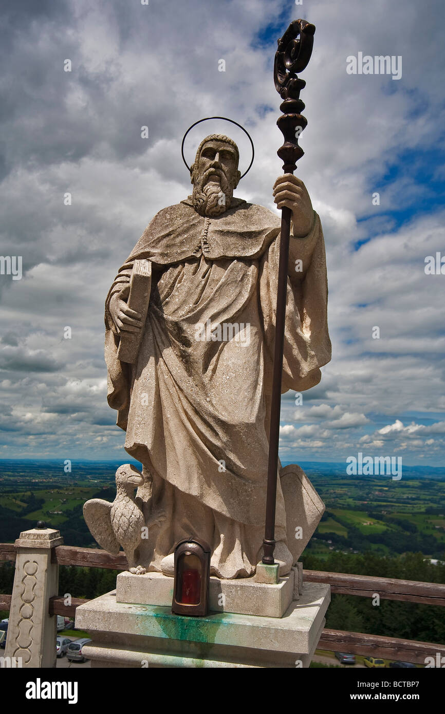 Saint Benoît de Nursie en face de la basilique à Sonntagberg, région de Mostviertel, en Basse-Autriche, Autriche, Europe Banque D'Images