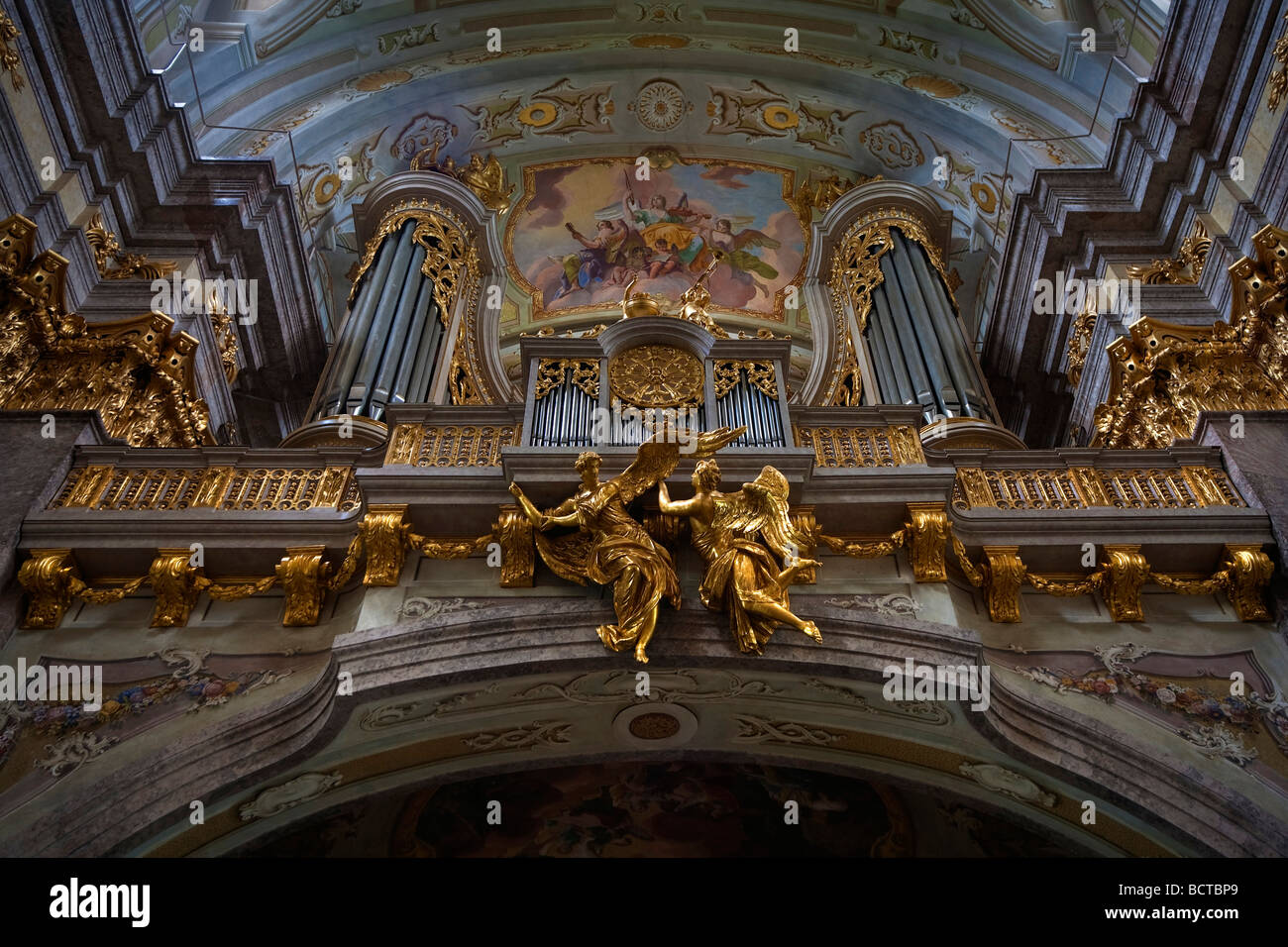 Autel dans la basilique à Sonntagberg, région de Mostviertel, en Basse-Autriche, Autriche, Europe Banque D'Images