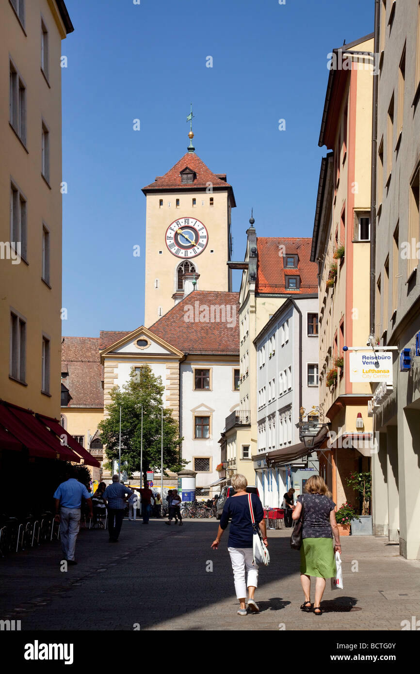 Zone piétonne et de la vieille ville de hall à Regensburg, Bavière, Allemagne, Europe Banque D'Images