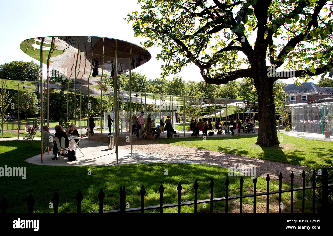 2009 pavilion par Kazuyo Sejima Ryue Nishizawa à la Serpentine Gallery Hyde Park London UK Banque D'Images