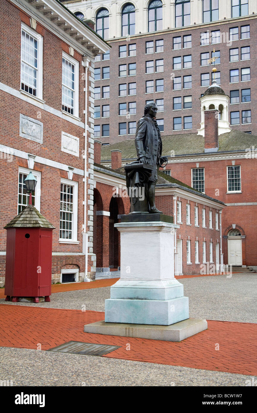 Statue de George Washington, l'Independence Hall, l'Independence National Historical Park, Vieille Ville, Philadelphie, Pennsylvanie, USA Banque D'Images