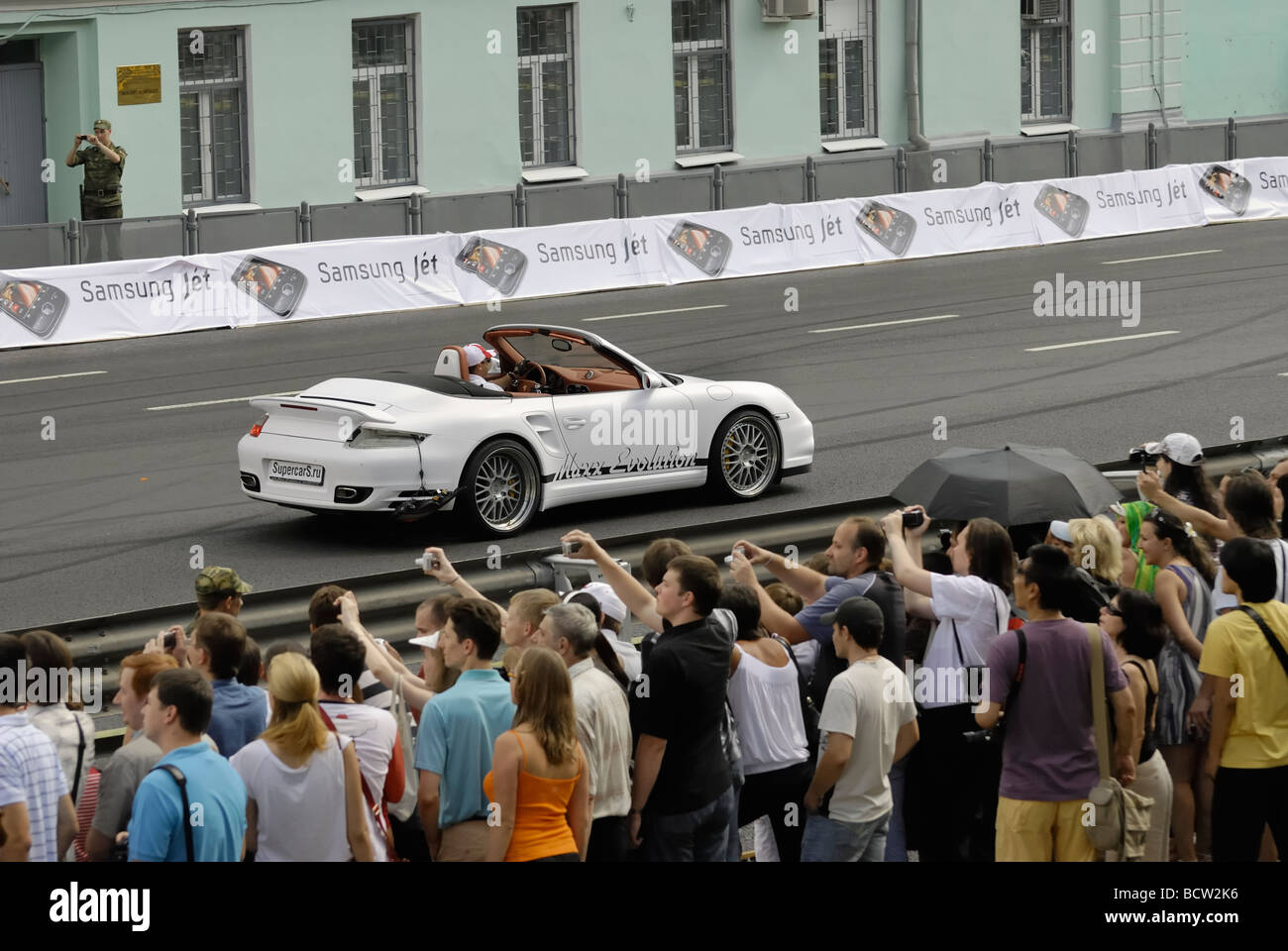 Voiture de sport sur la rue de Moscou pendant Formula1 spectacle 19 juillet 2009 Banque D'Images