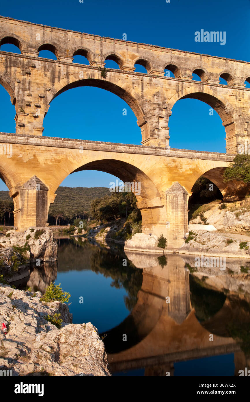 Aqueduc romain - Pont du Gard près de vers-Pont-du-Gard, Occitanie, France Banque D'Images