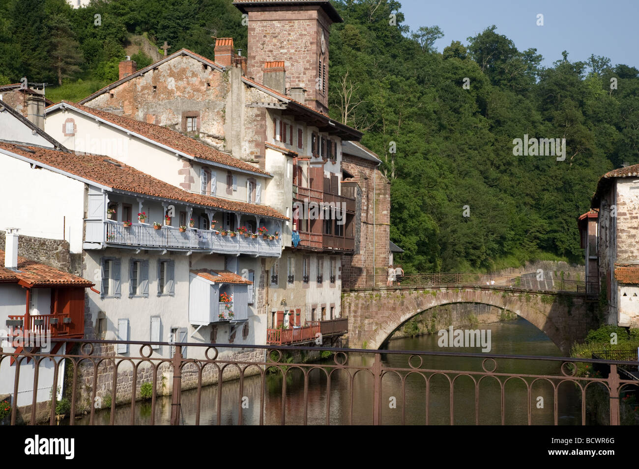 St Jean Pied de Port Pays Basque Pyrenees Atlantiques Aquitaine France Banque D'Images