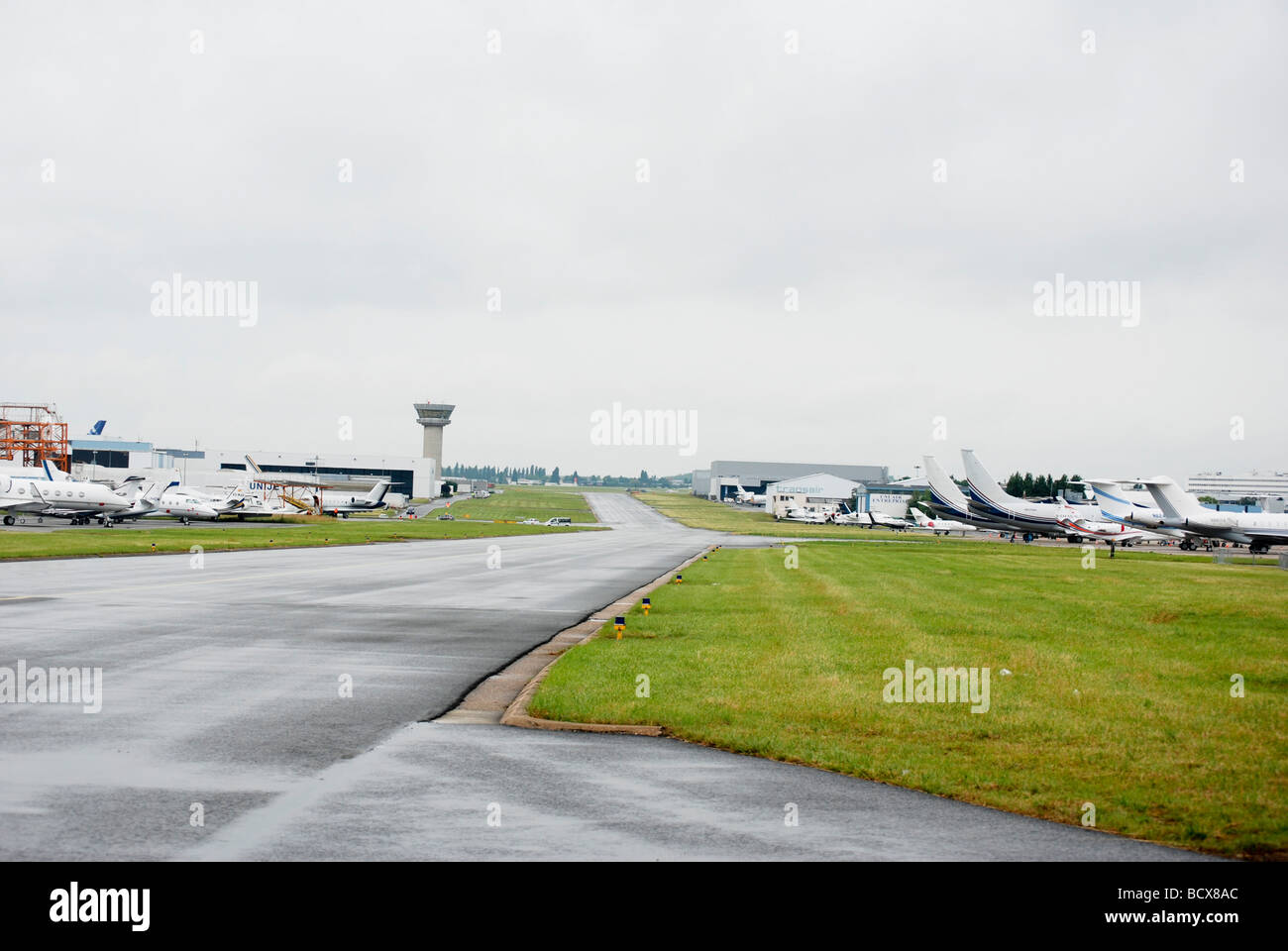 France Paris Aéroport du Bourget Salon du Bourget Salon du Bourget Juin 2009 La Piste Banque D'Images