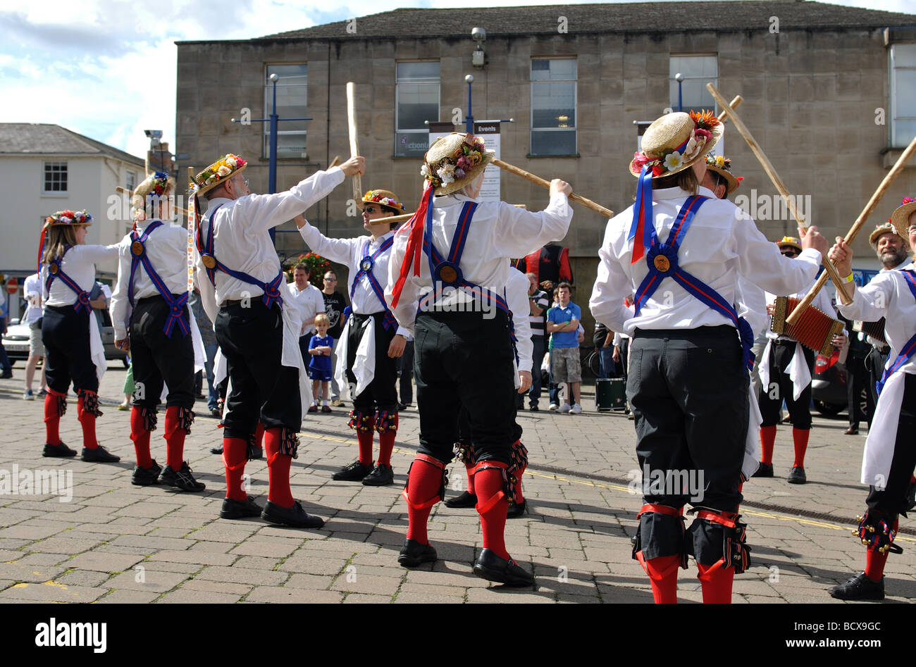 Morris dancing au Warwick Folk Festival, UK Banque D'Images