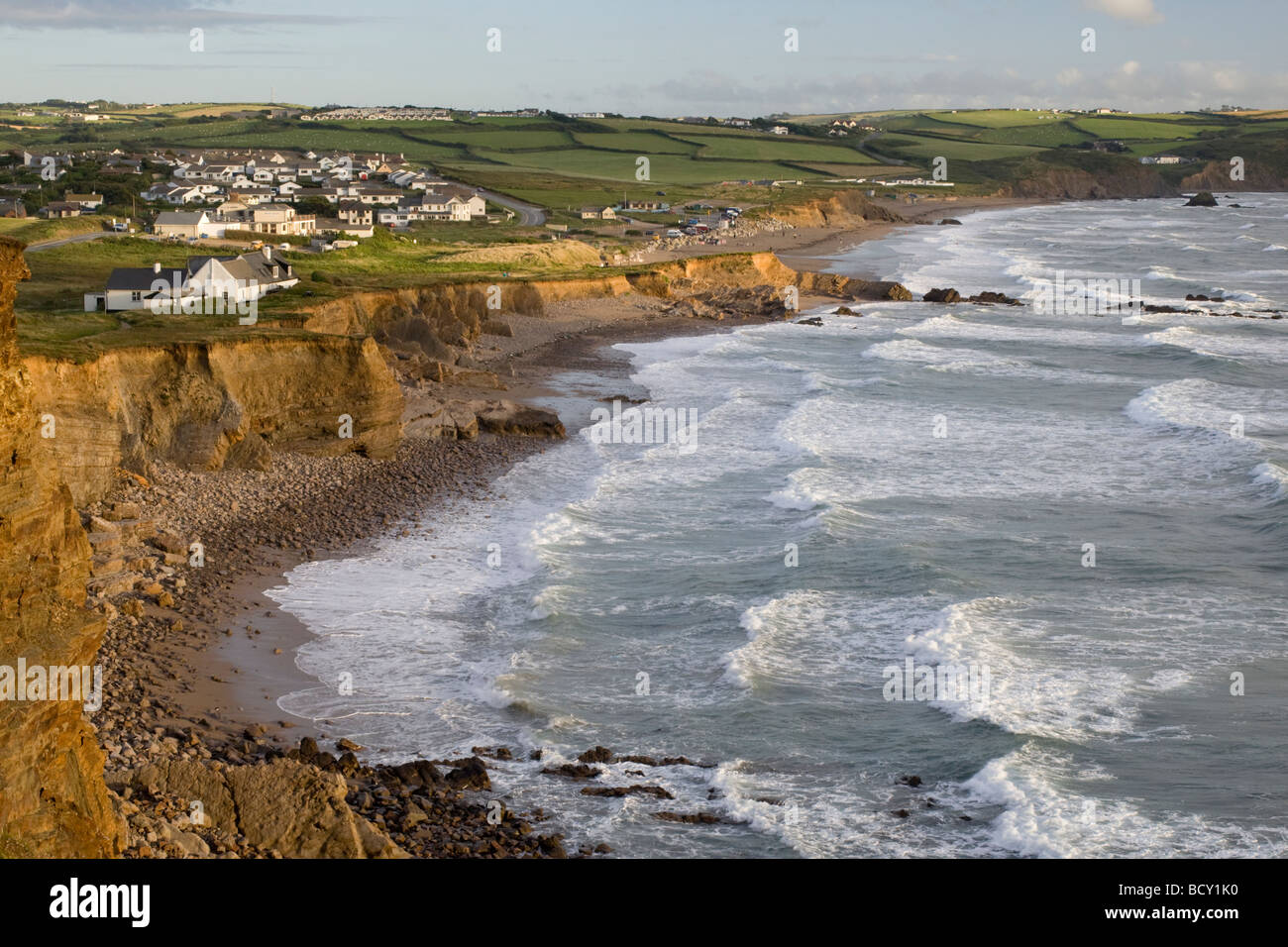 Soirée libre de Widemouth Bay à Cornwall Banque D'Images