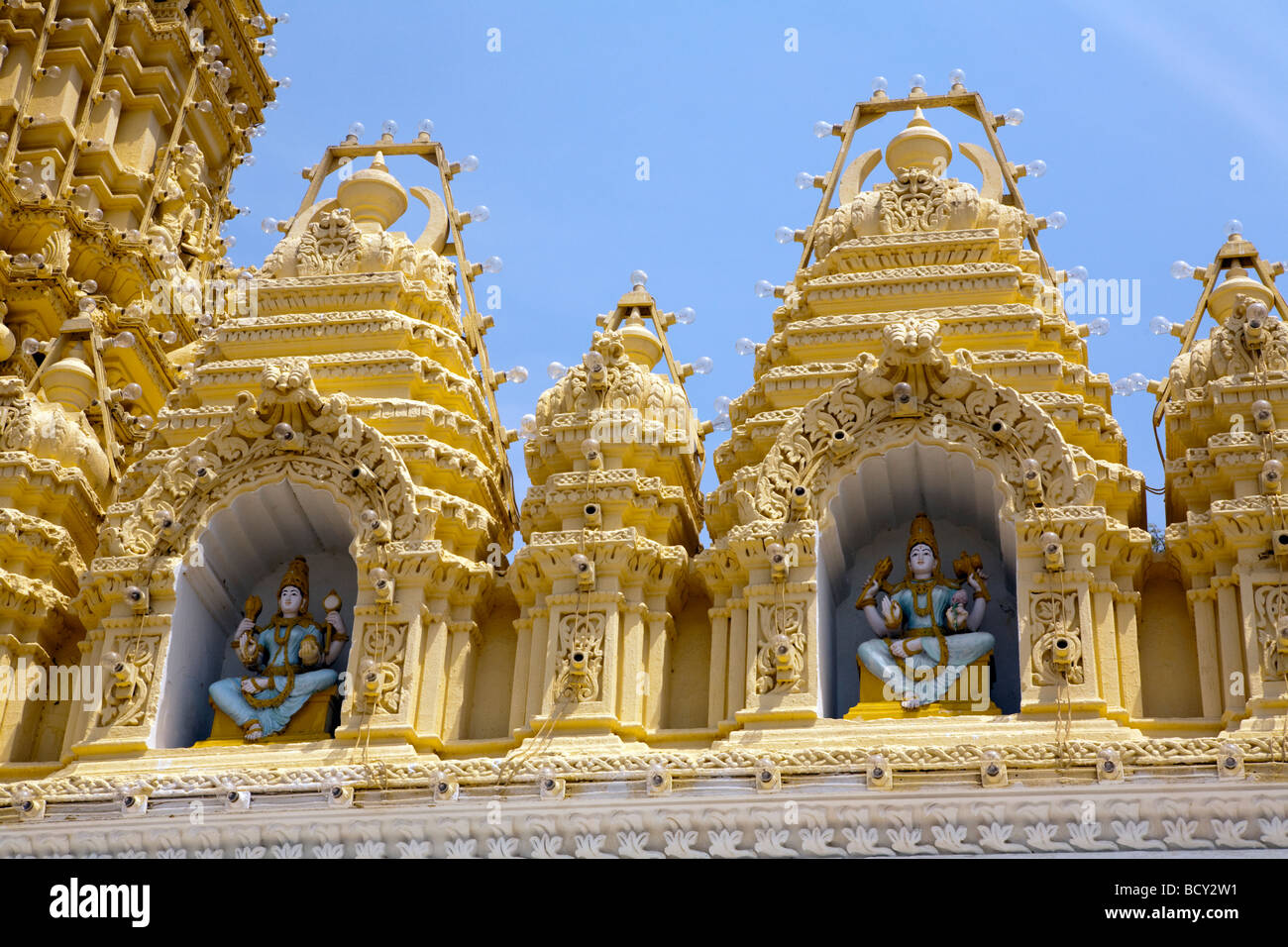 Temple hindou du motif du Maharaja's Palace Mysore Inde Karnataka State Banque D'Images