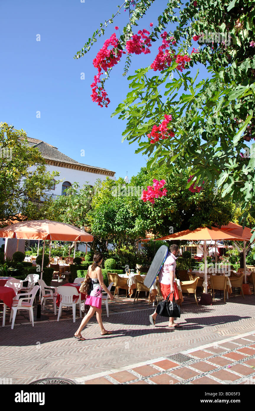 La Plaza de Los Naranjos, Vieille Ville, Marbella, Costa del Sol, la province de Malaga, Andalousie, Espagne Banque D'Images