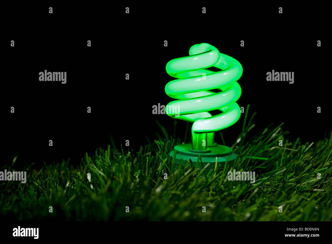 Close up de l'ampoule fluorescente verte Banque D'Images