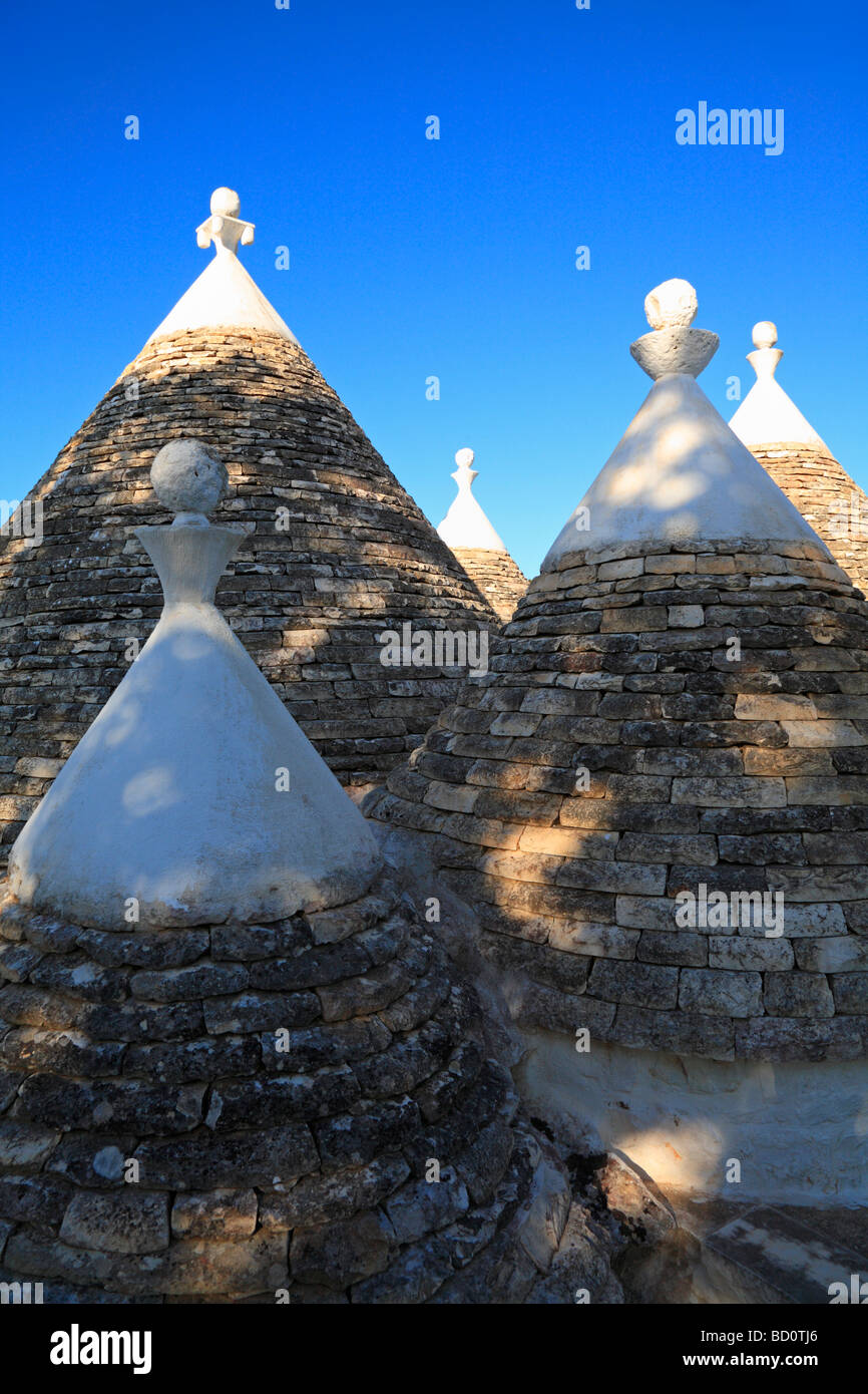 Trulli toits en pierre conique, Monti, Trulli Alberobello, Village, Toscana, Italie. Banque D'Images