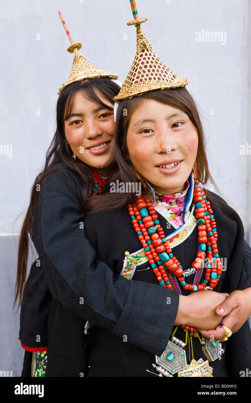 Layaps les jeunes femmes du village de Laya Bhoutan Banque D'Images