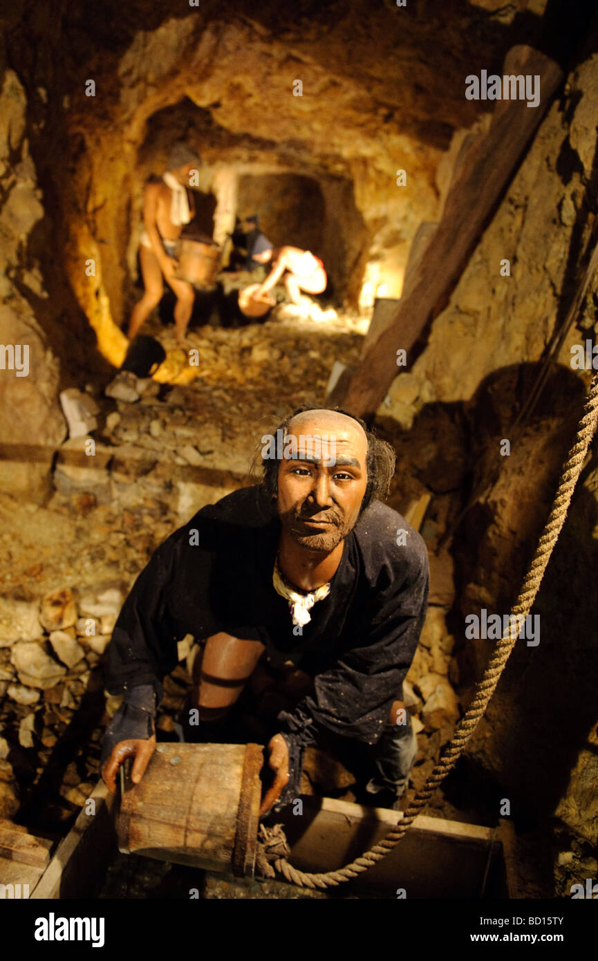 Un affichage dans le Sado Kinzan gold mine museum, l'île de Sado, Niigata au Japon, le 4 avril 2009. Banque D'Images